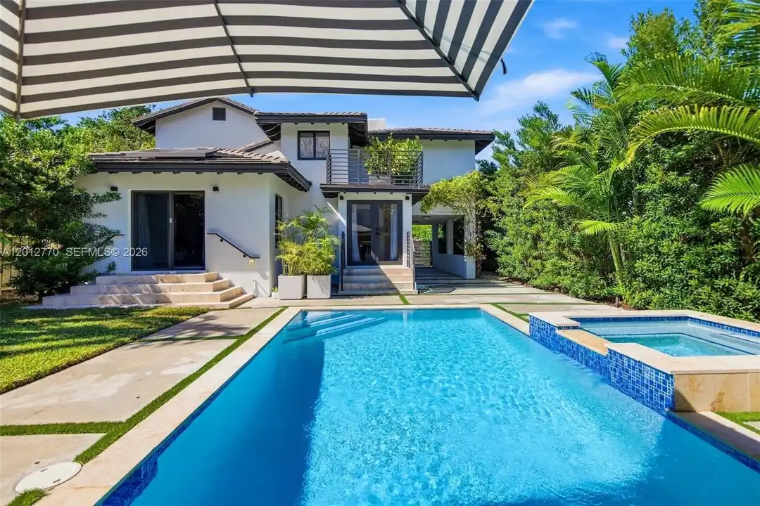 436 NE 88th St - View 4