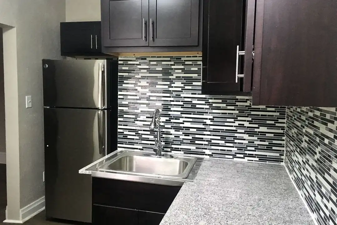 108 Hallock St unit 2 - Designer – photo 1