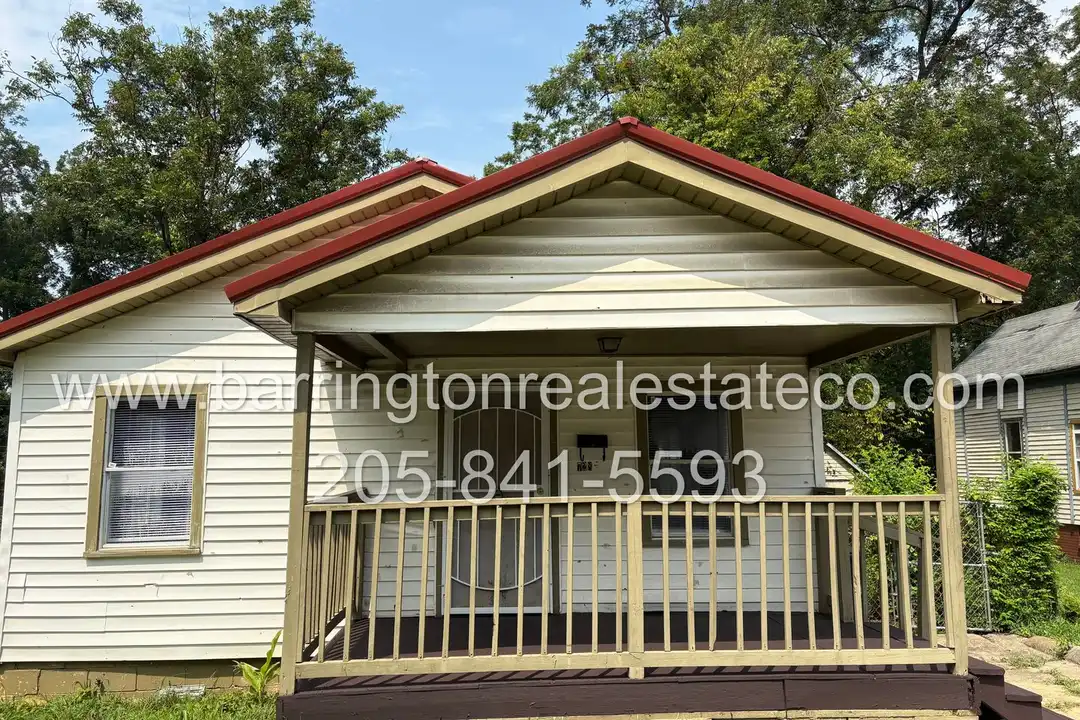 728 29th St SW – photo 1