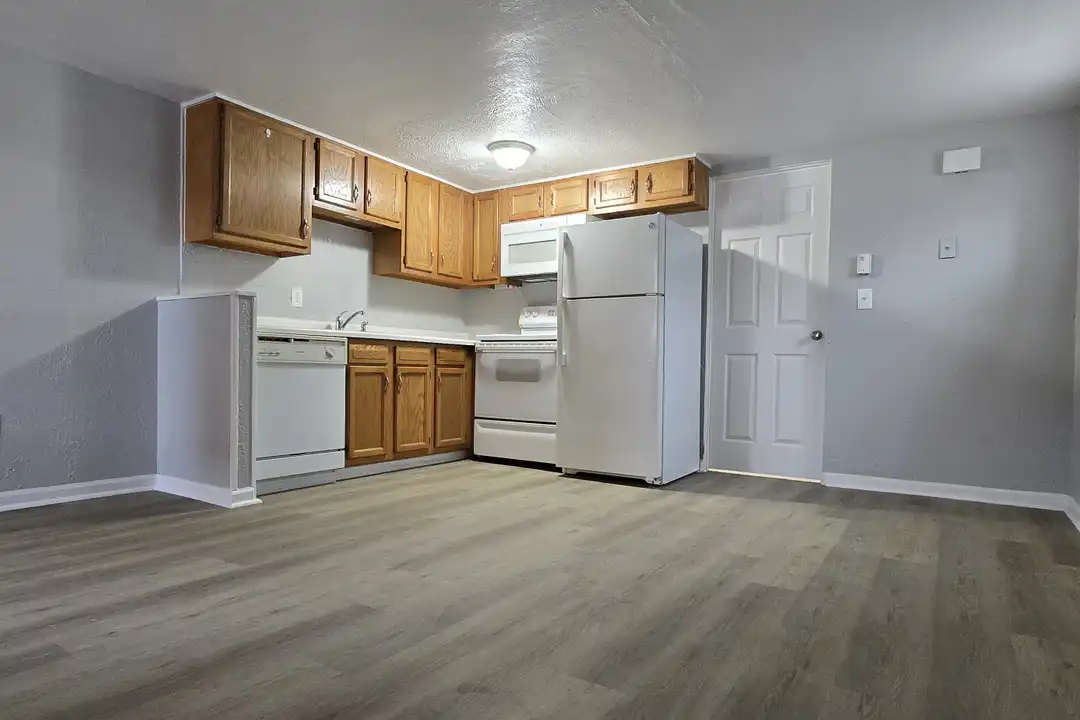 408 1st St unit 3 – photo 1 of 7