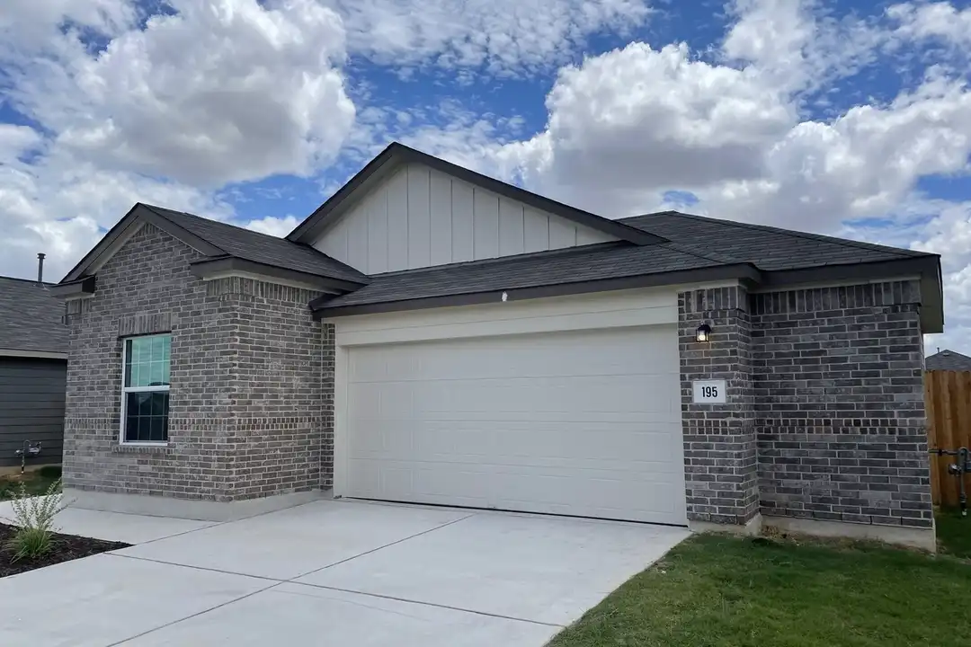 195 Salt Springs Rd - View 2