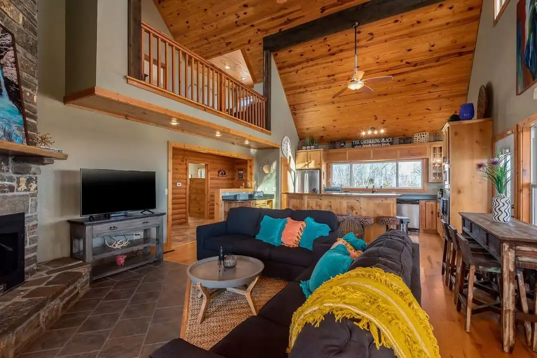 Apartment in Jasper - View 3