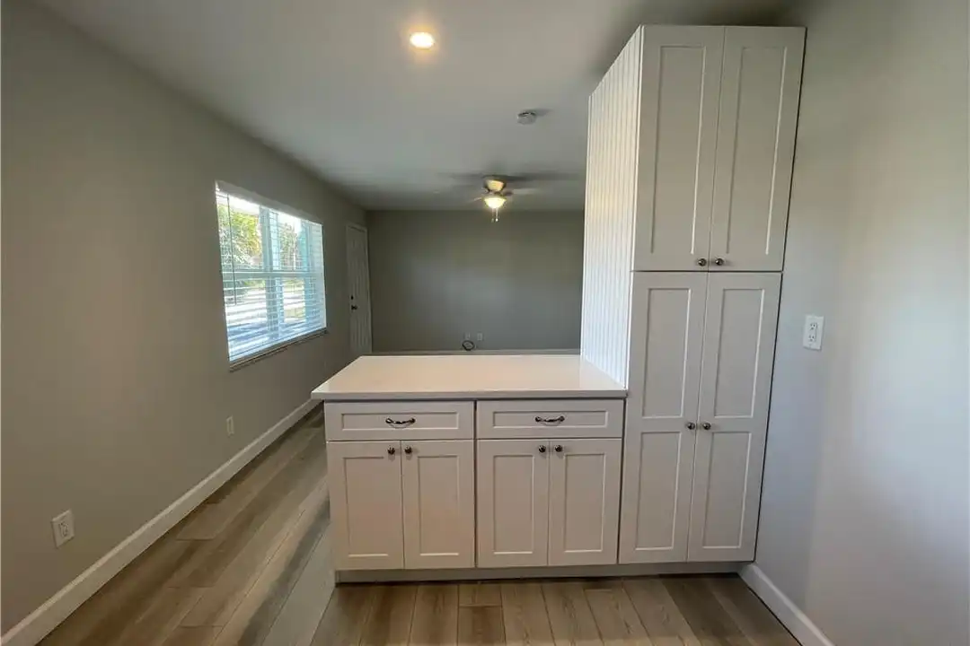661 Hernando St #4 - View 4