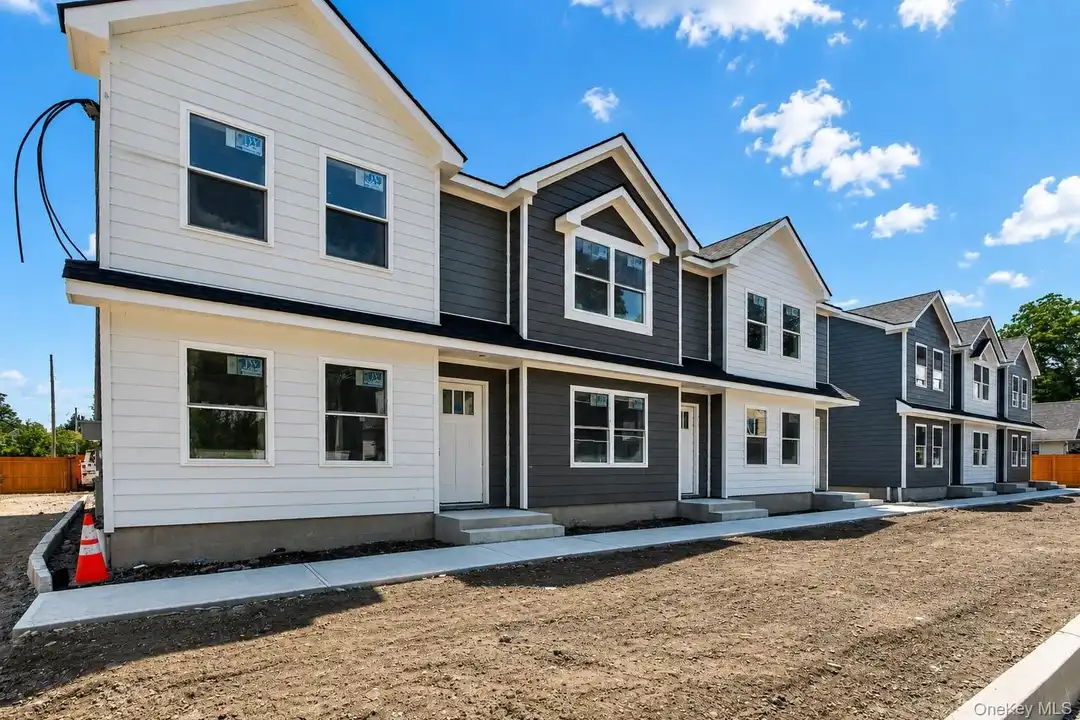 62 Manor Pl – photo 1