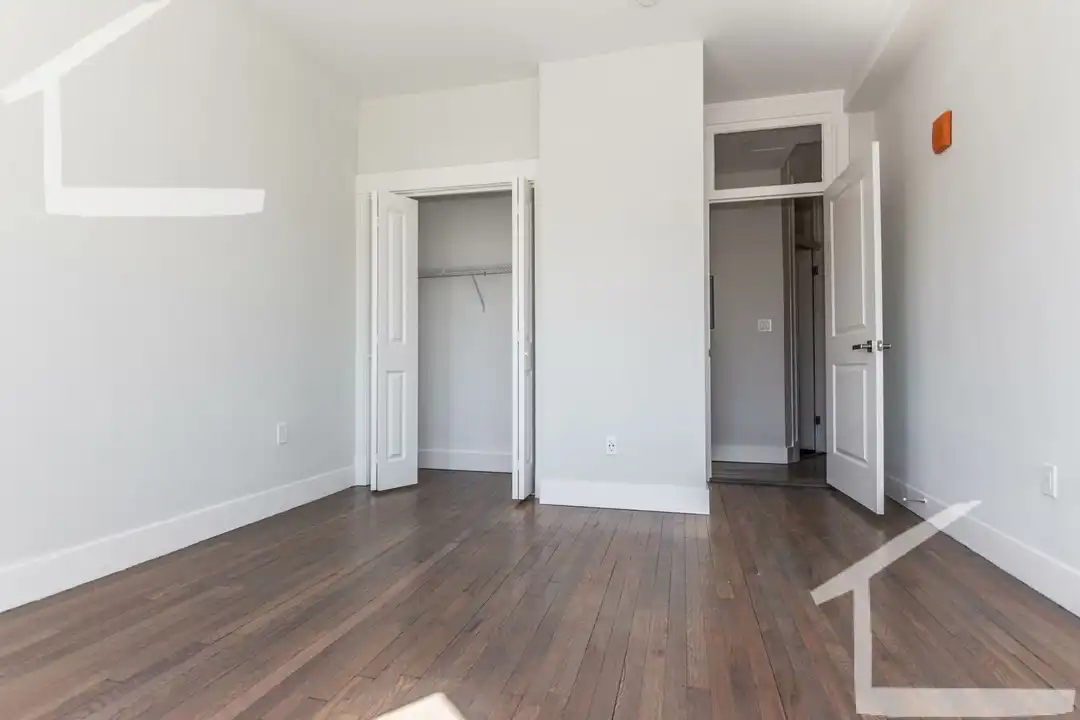 71 Park Dr - View 3