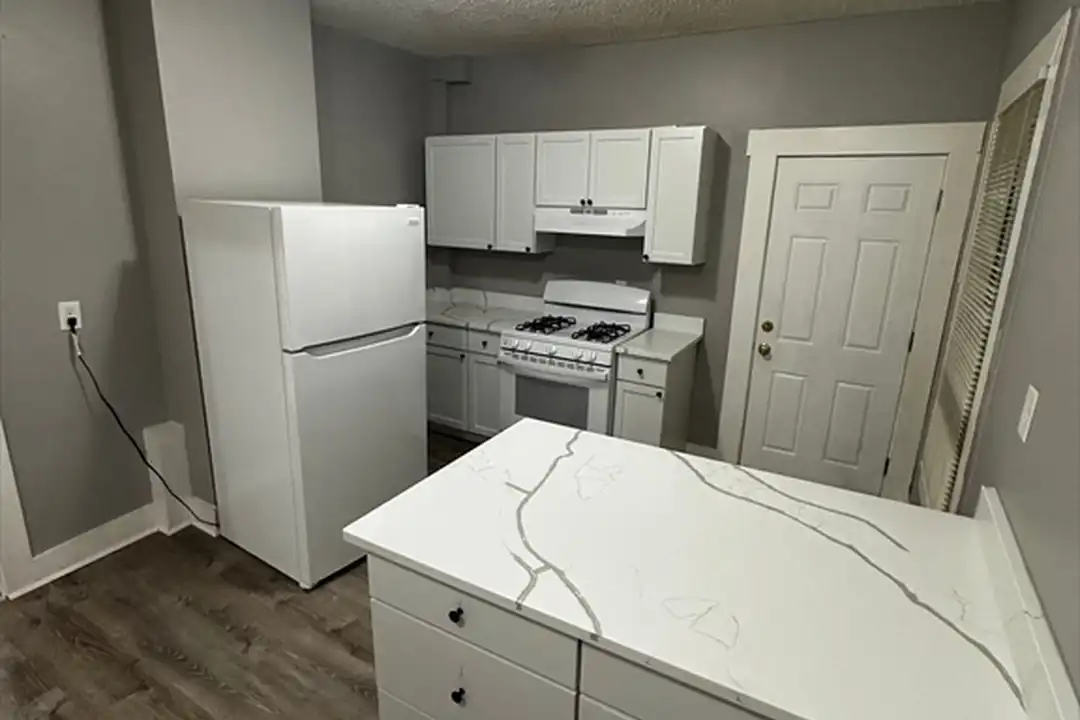 46 Lambert Ave unit 1 - View 4