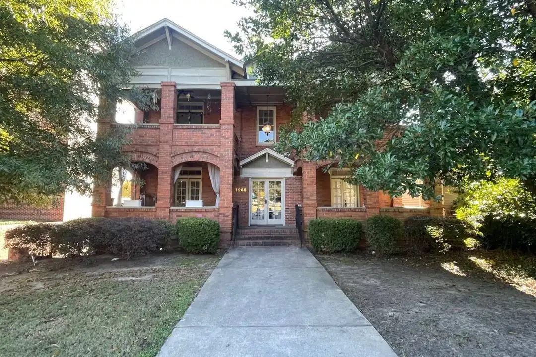 1268 College St unit 3 – photo 1