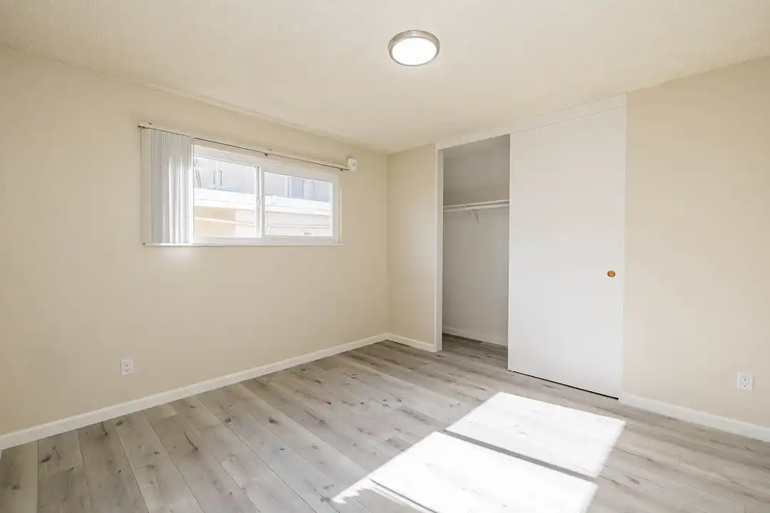276 Adams - View 5