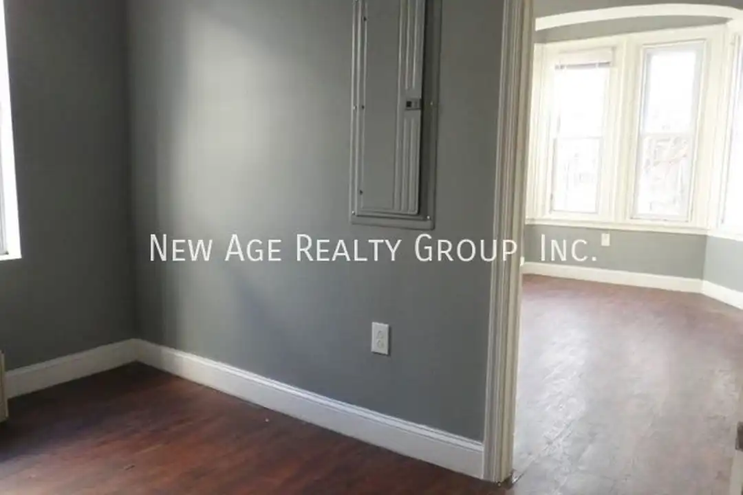 Apartment in Philadelphia, Belmont, West Philadelphia - View 5