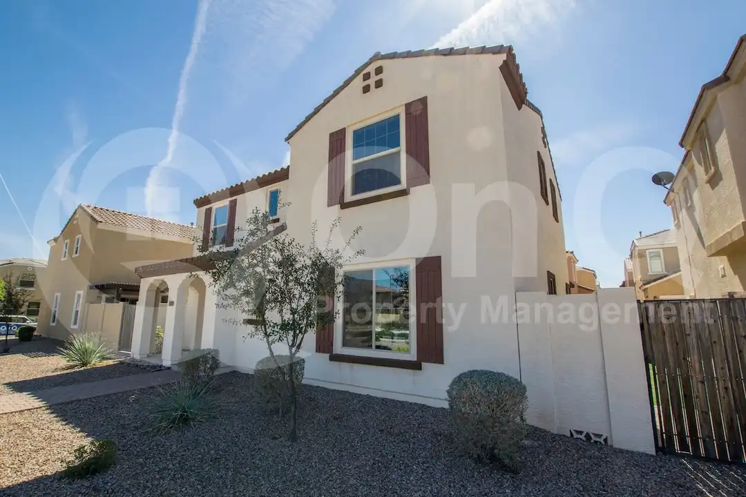 2220 S Ponderosa Dr - View 3