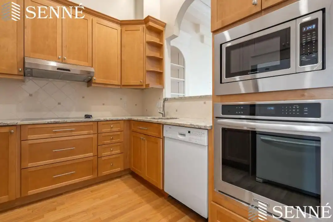 Apartment in Boston - More