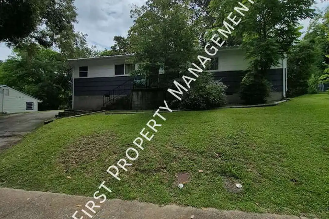 424 Booth Rd – photo 1