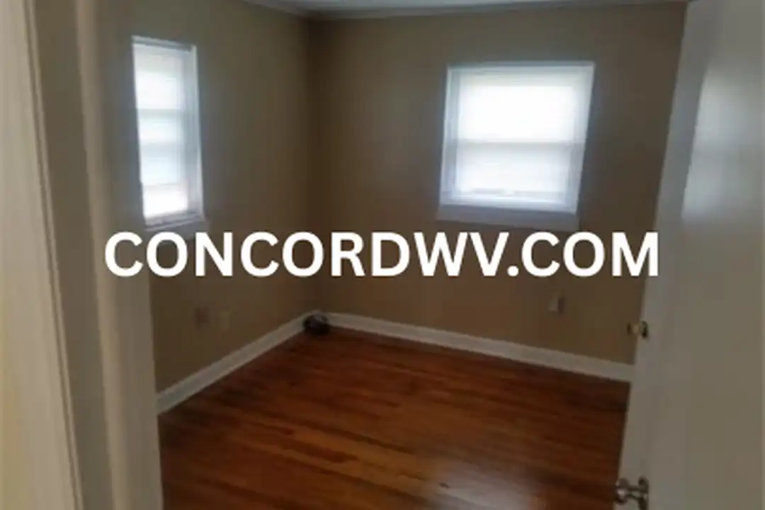 114 Old Hinton Rd unit B - View 6