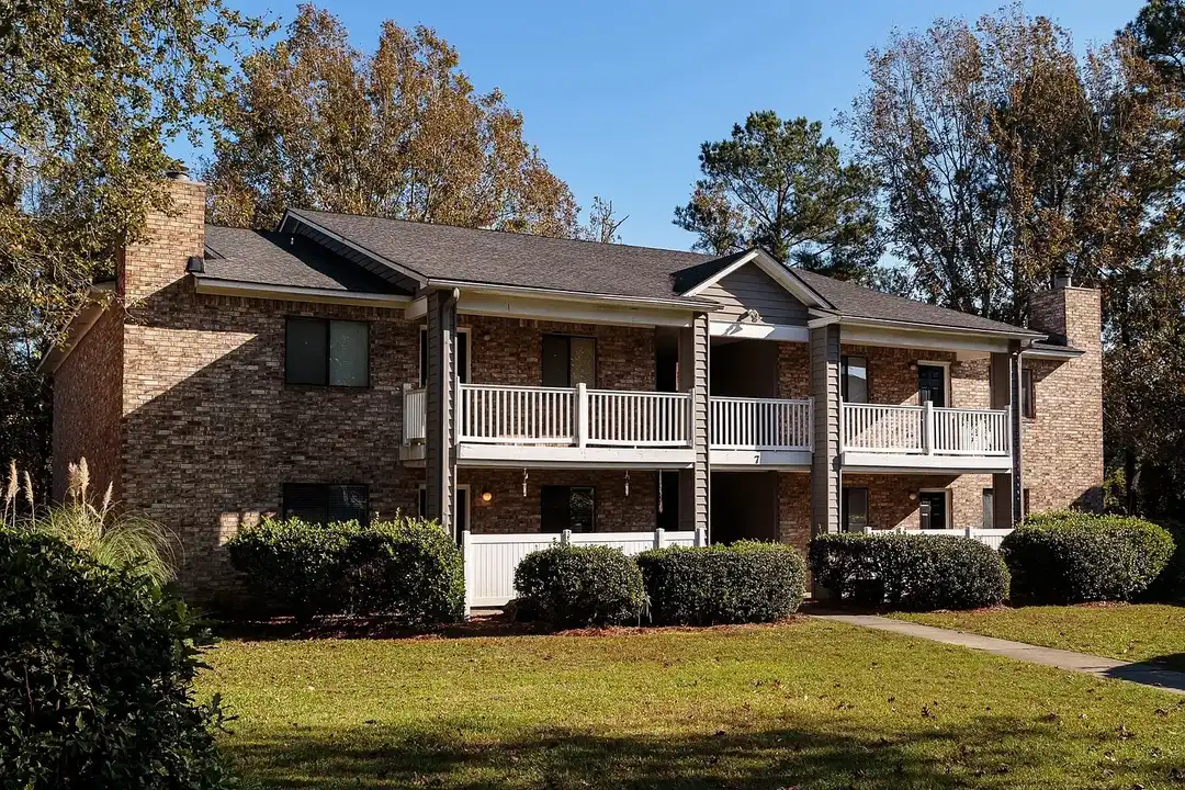Plantation Flats Apartment Homes – photo 1