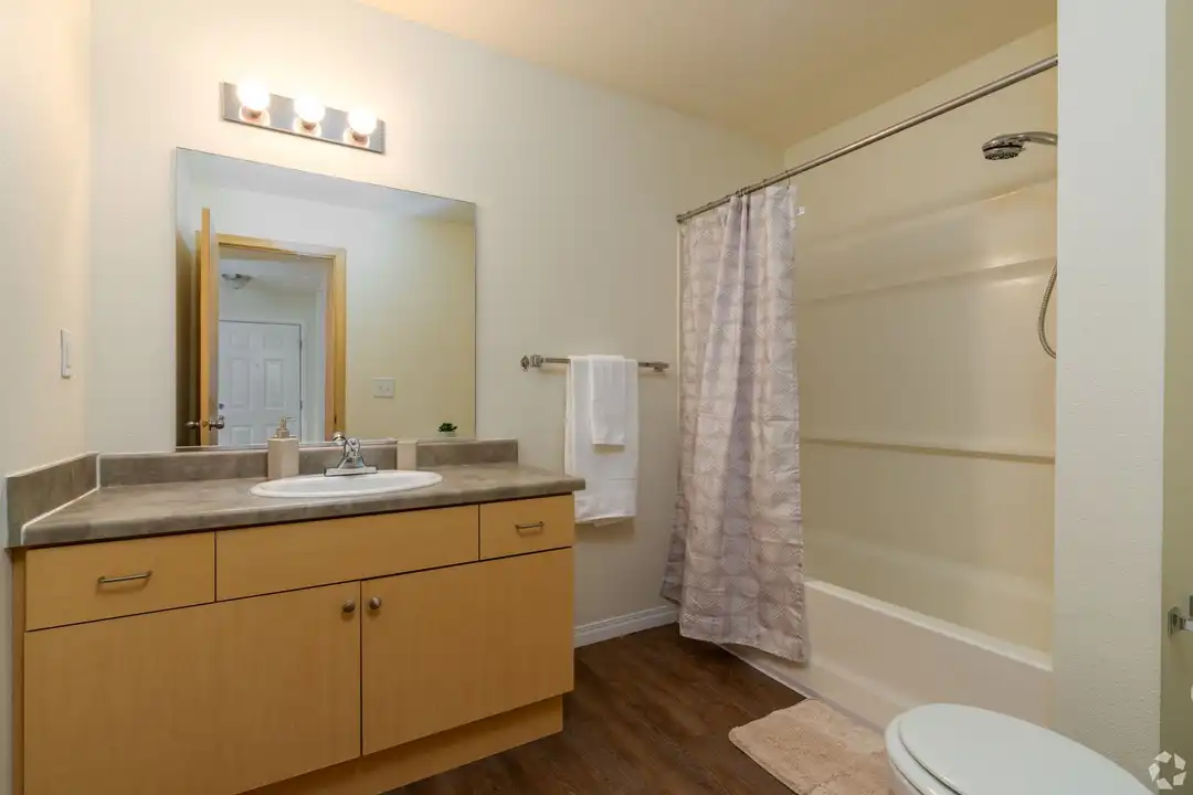 1715 S Hayford Rd unit J-202 - View 4
