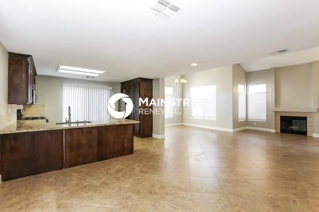 5032 Jacarilla Ln - More