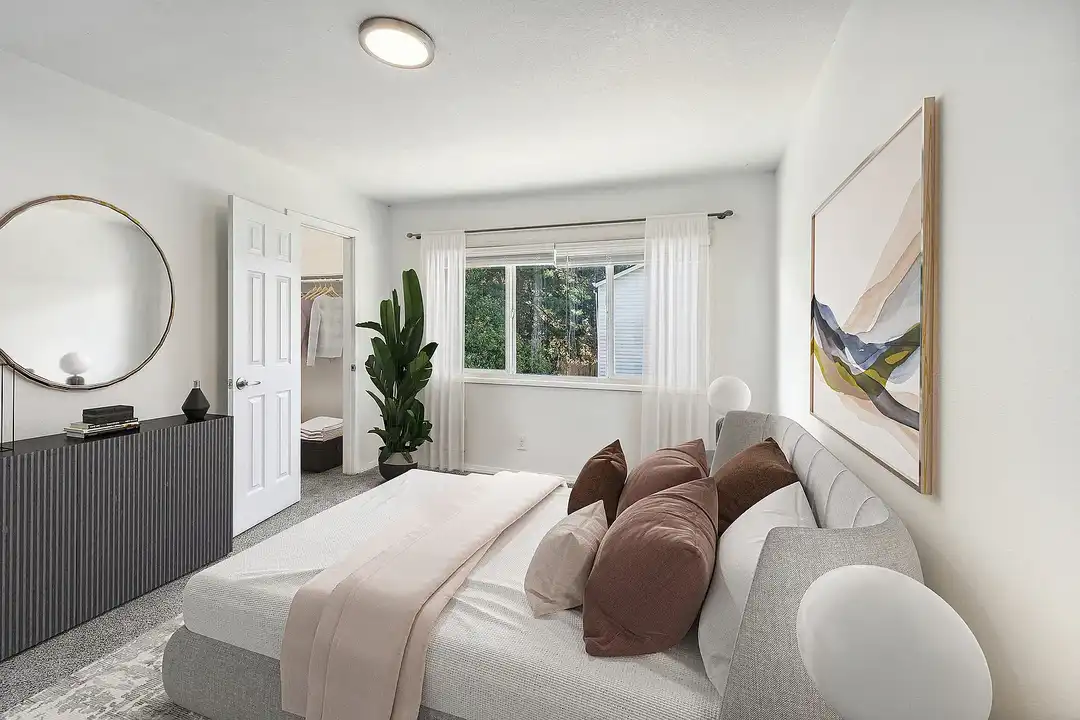 Alturas Vose Townhomes - View 5