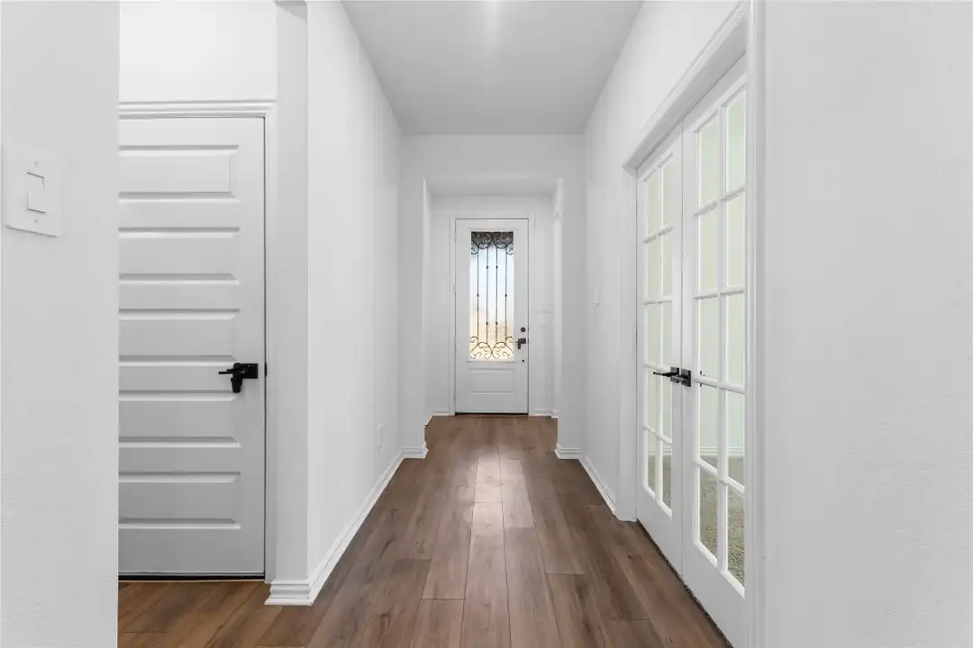 1227 Stockton Trl - View 3