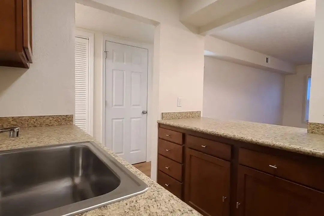 251 W High St unit D – photo 1 of 15