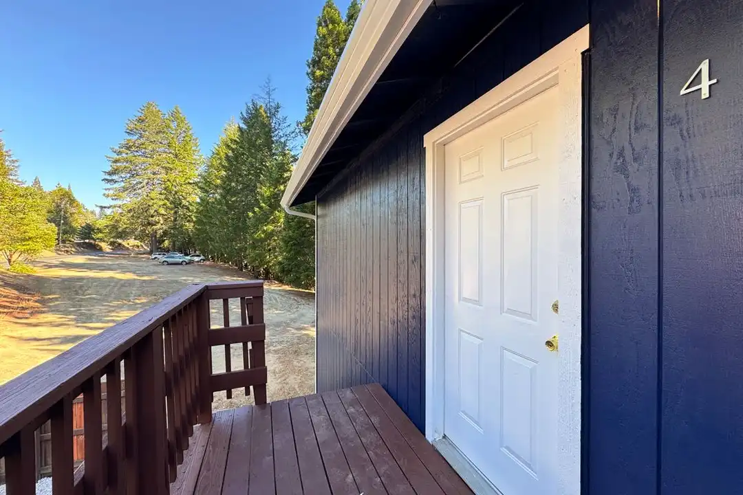 2148 Primrose Dr unit 4 – photo 1 of 9