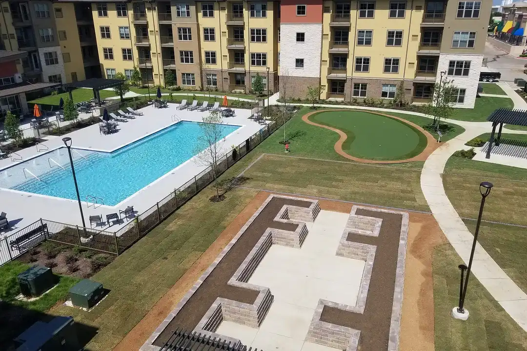 Apartment in Arlington - View 2