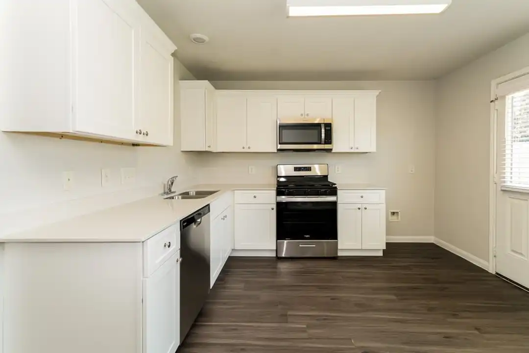 19027 Brescia Ln - View 4