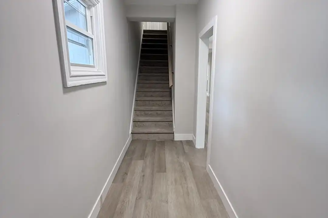 612 Spruce St - View 3