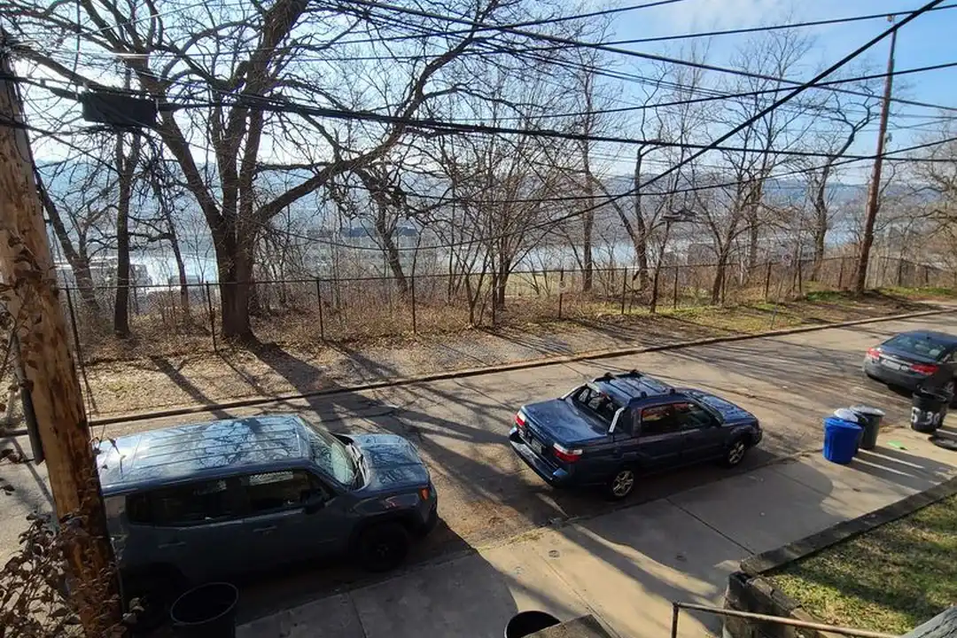 311 Lawn St - View 2