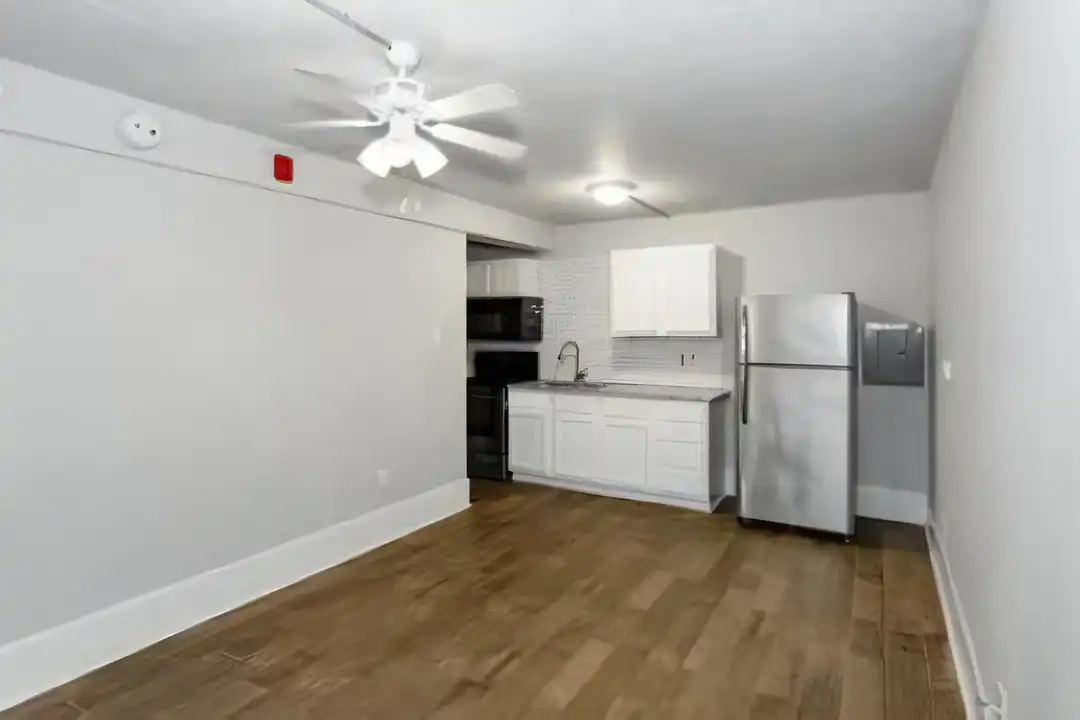 9700 Baseline Rd unit 6 – photo 1