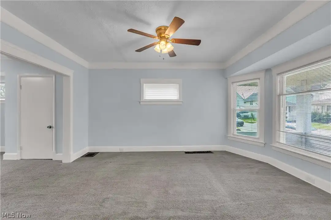 9903 Nicholas Ave – pohled 4