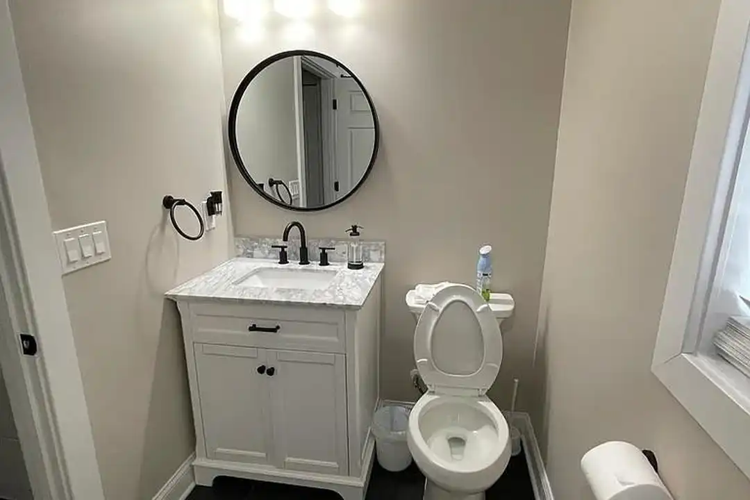 10584 Brent Town Rd - More