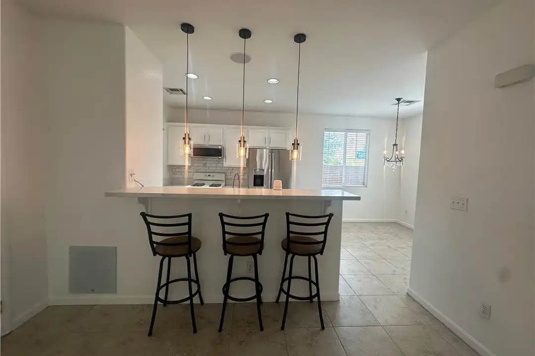 4135 Sparrow Rock St - View 4
