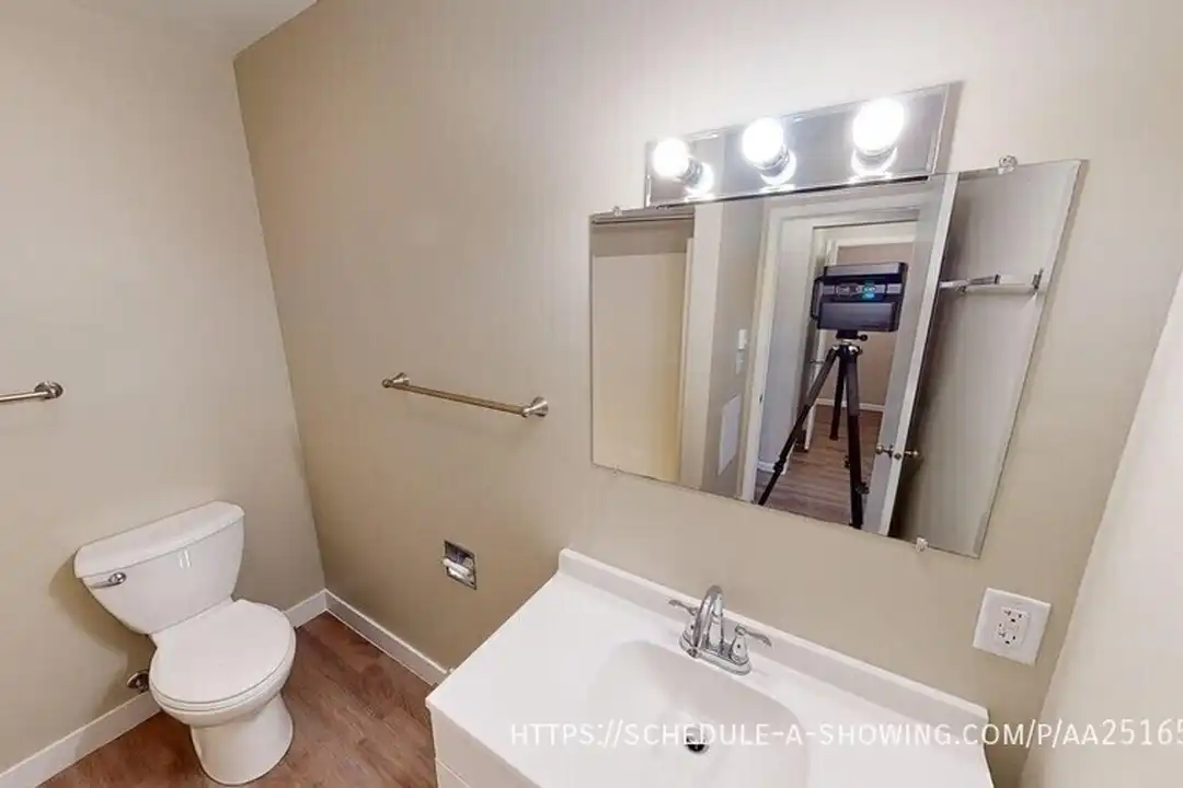 Apartment in Marquette - View 4