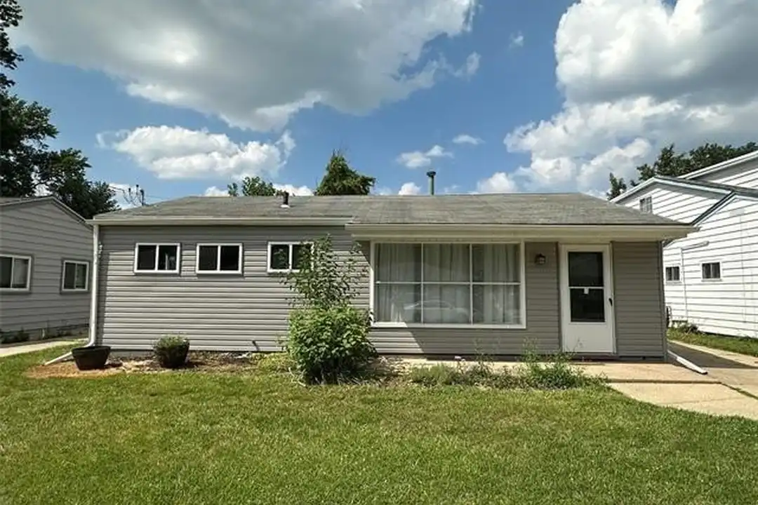 1615 E Greig Ave – photo 1