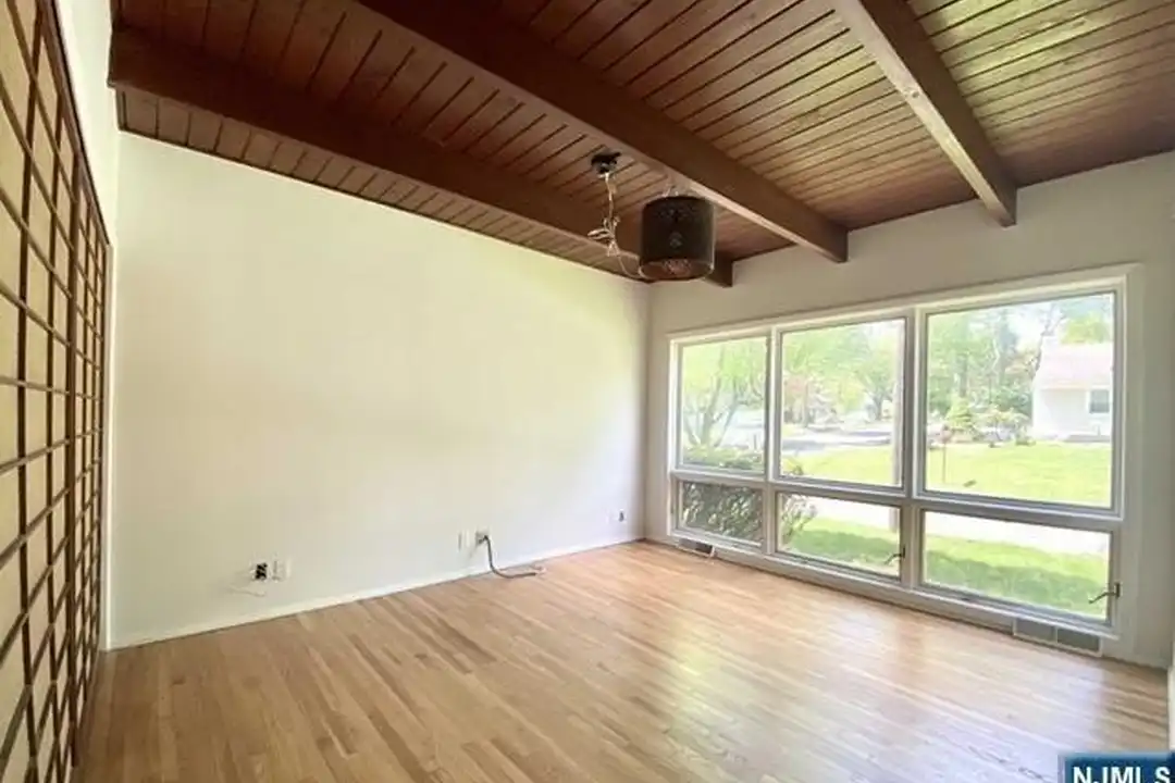 46 Madison Ave - View 5