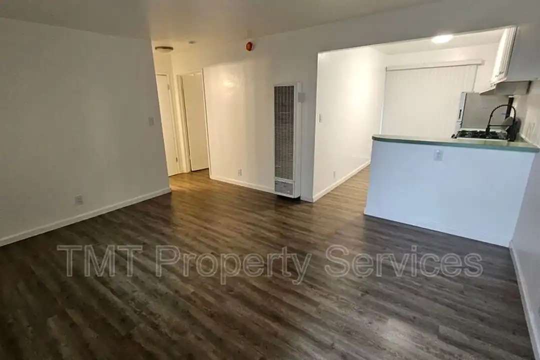 2619 Acacia St unit # 2 - View 4
