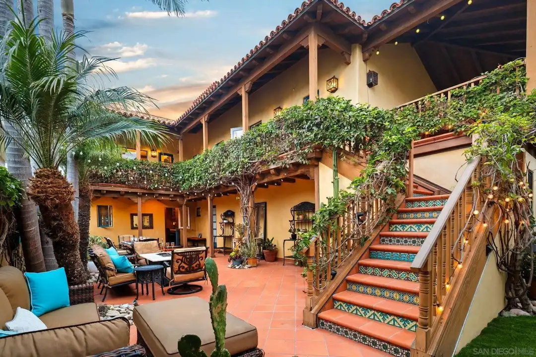 7344 Olivetas Ave – pohled 4