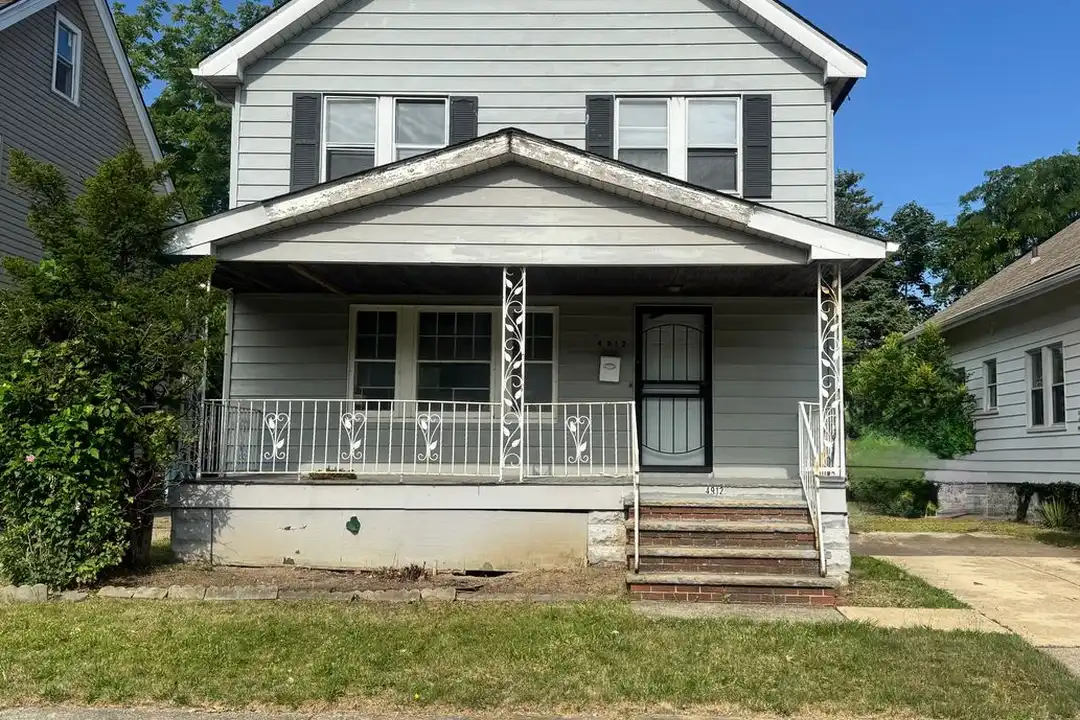 4912 E 84th St – photo 1