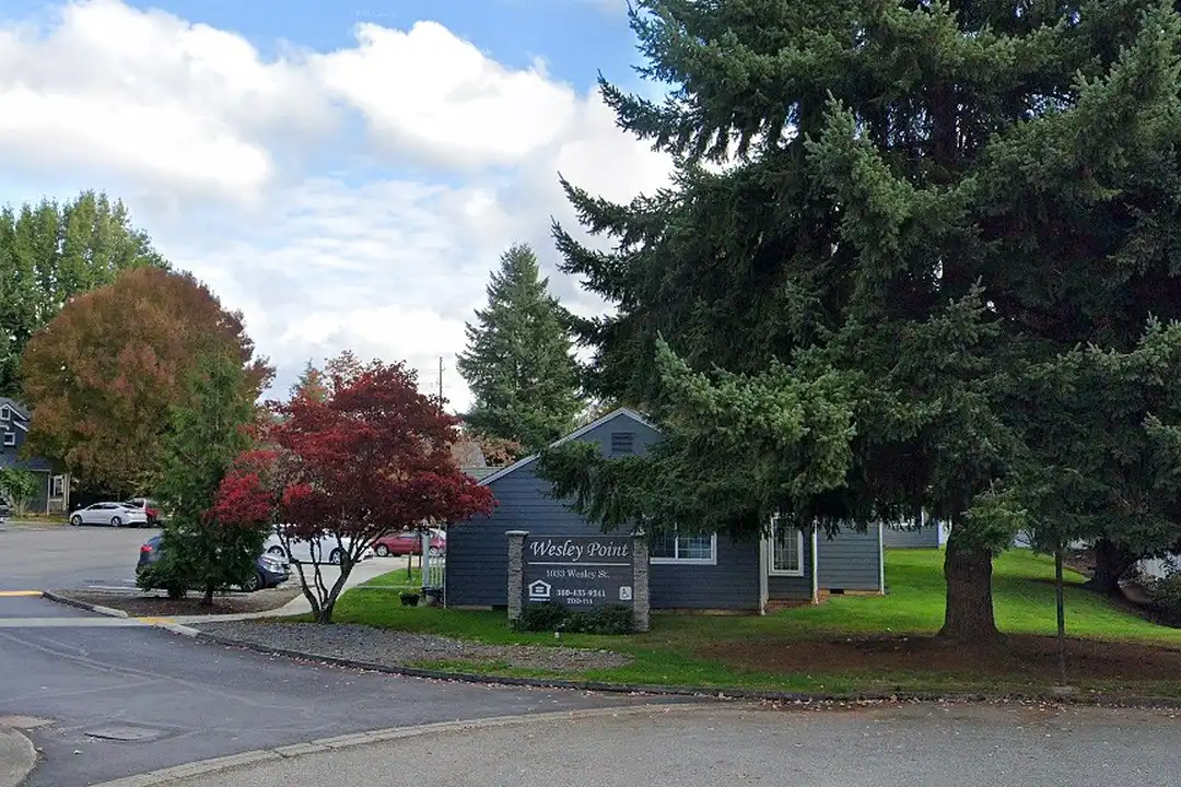 1033 Wesley St - View 5