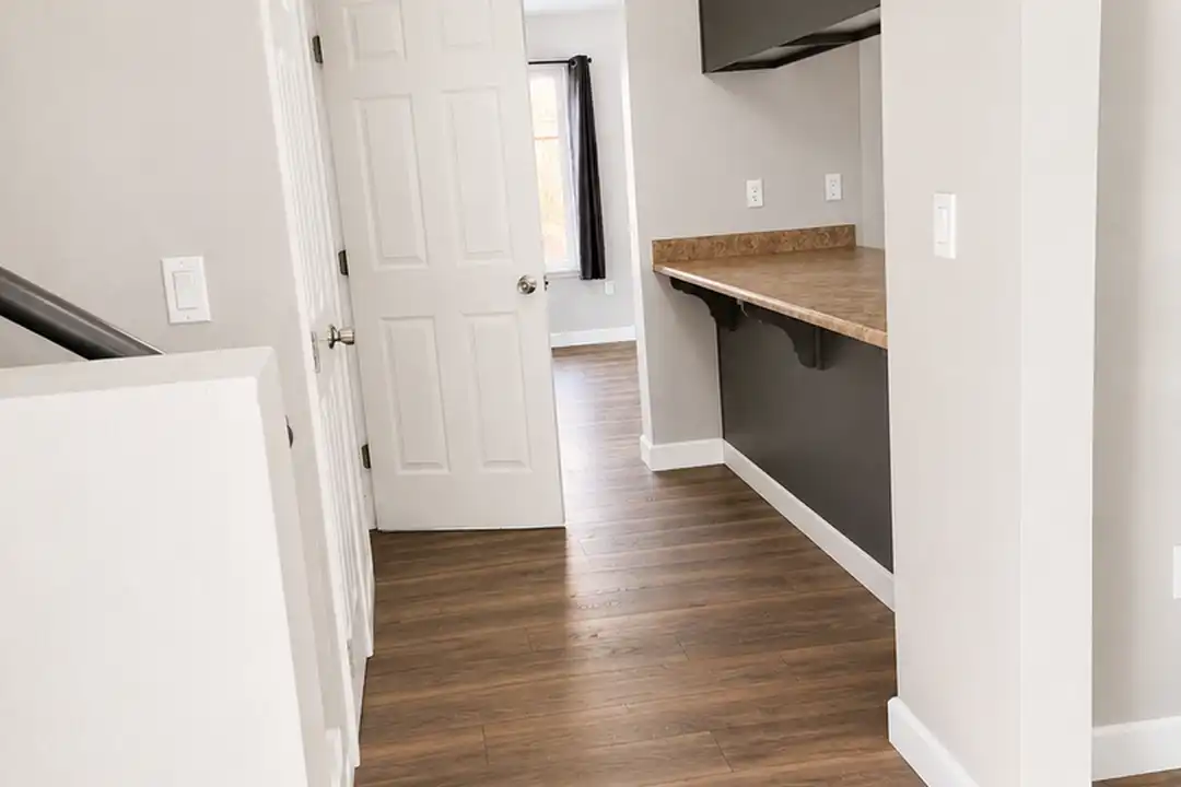 1425 Watt St unit B - View 3