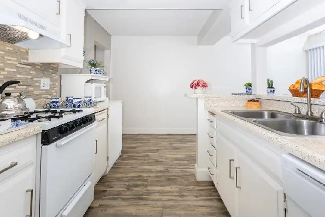111 S Barranca Ave - More