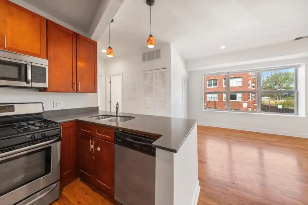 7223 N Rogers Ave - View 2