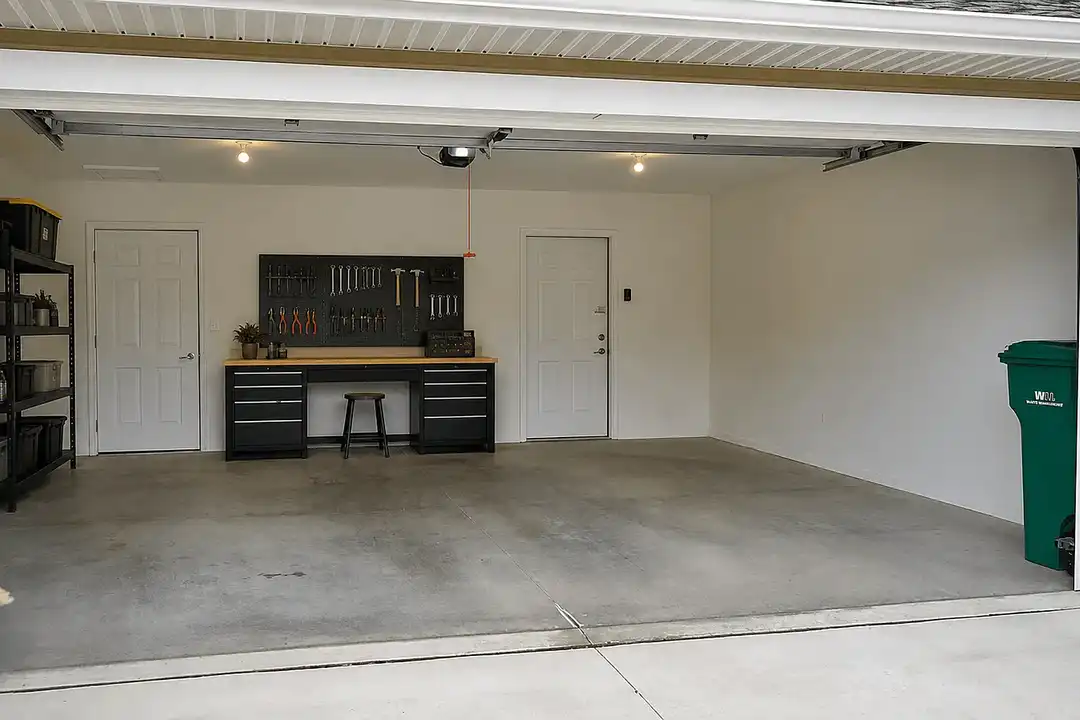 Crooked Tree Townhomes - Saginaw, Michigan – photo 1