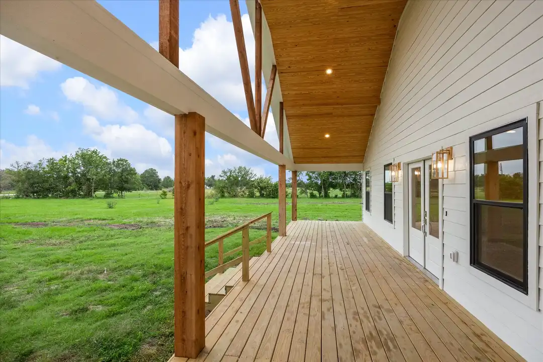 House in Wallis - View 5
