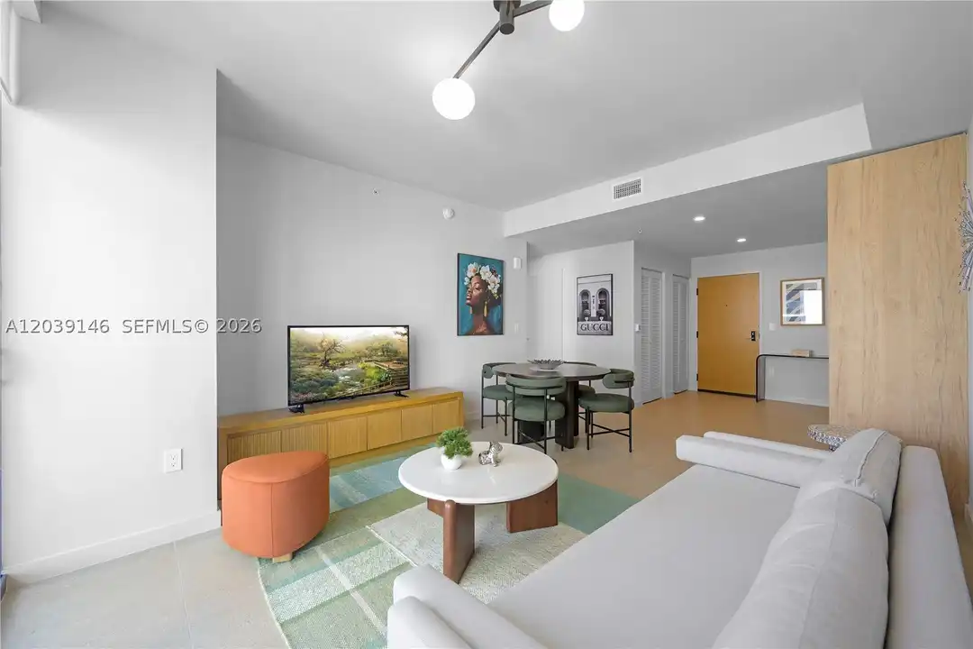11 NE 6th St #1111 – pohled 3