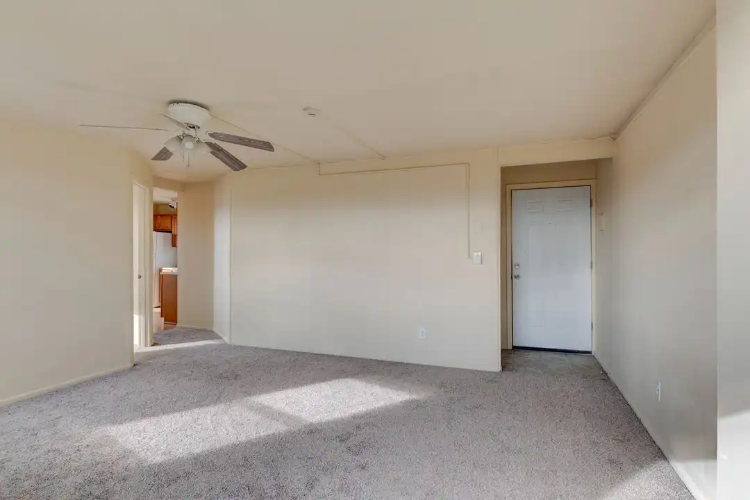 645 SE Fidalgo Ave unit Unit 203 - View 6