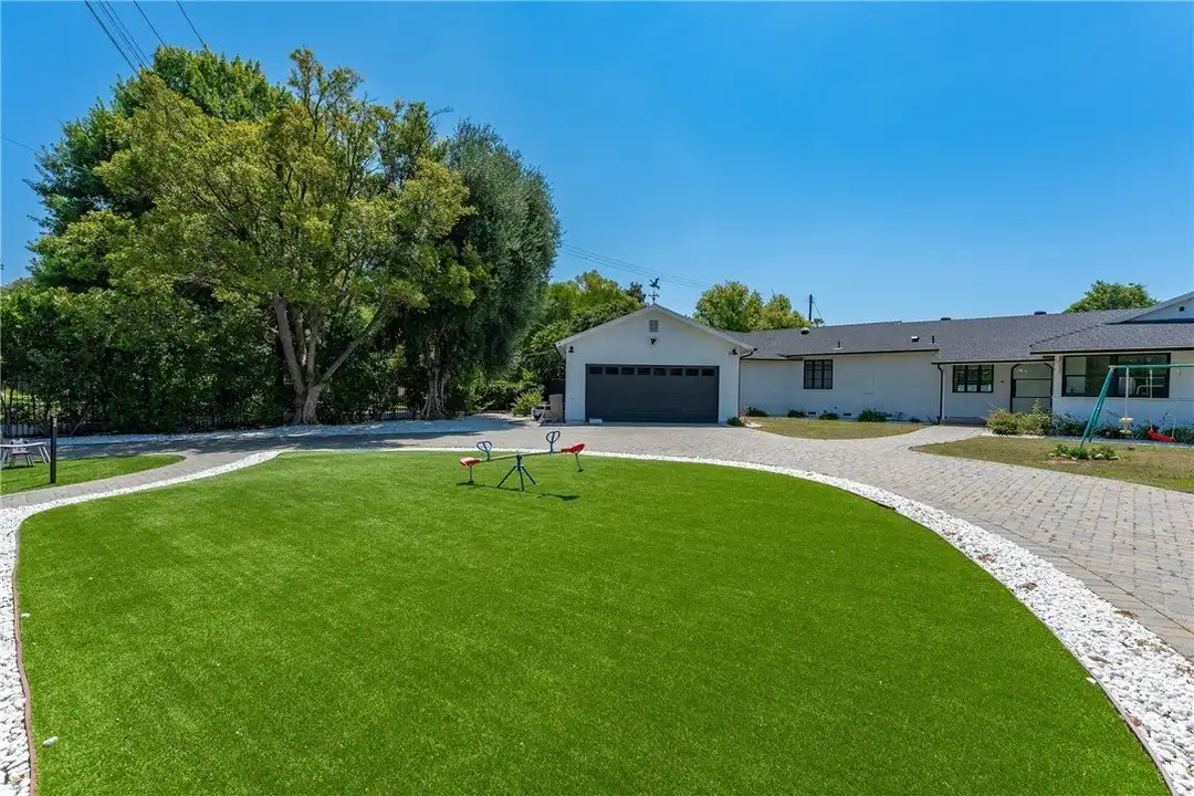 House in Los Angeles - View 5