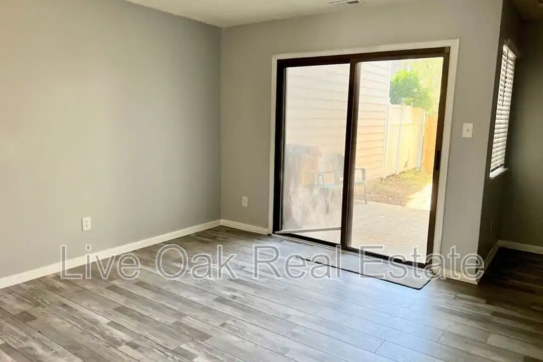 2141 Whispering Sands Ln - View 6
