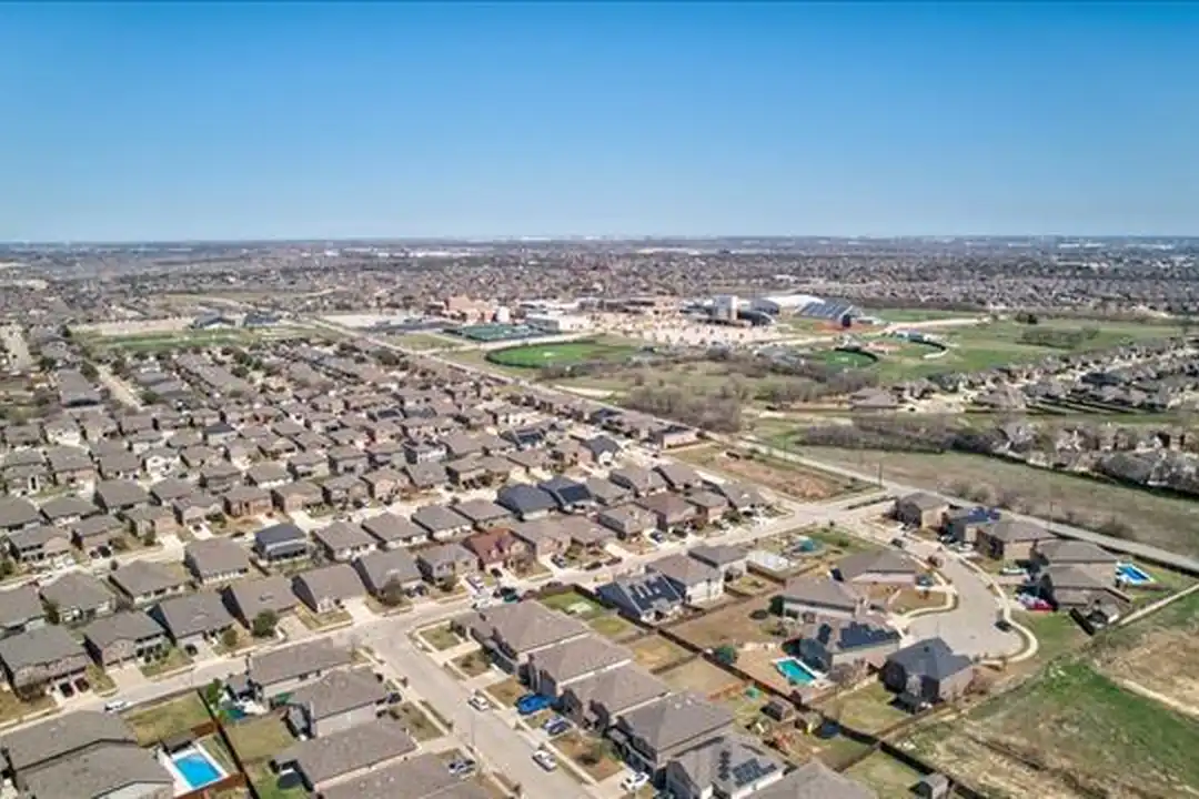 6233 Skysail Rd - View 4