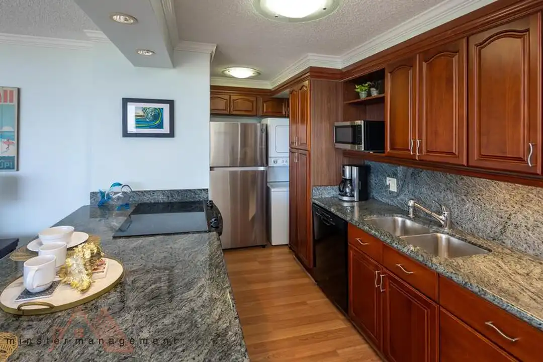 2600 Pualani Way unit 1404 - View 2
